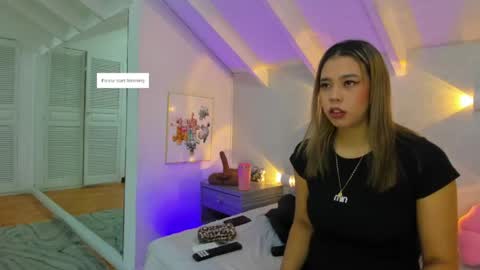 Snapshot of martina_miiller chatting on May 31, 2026, 1:07 pm martina mIIler online show from May 31, 2026, 1:07 pm
