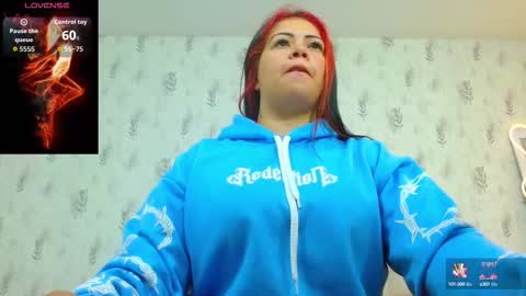 Snapshot of martina_tay chatting on September 27, 2025, 3:44 am Hey im martina online show from September 27, 2025, 3:44 am
