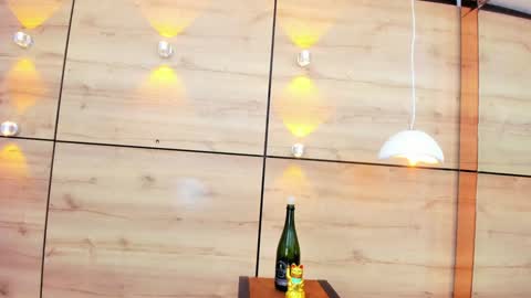 martina touss  online show from December 10, 2024, 10:26 pm