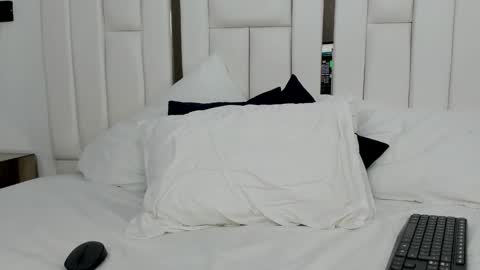 Martina Black online show from January 25, 2025, 11:11 pm