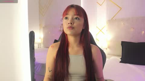 Martina  online show from December 18, 2025, 8:37 pm