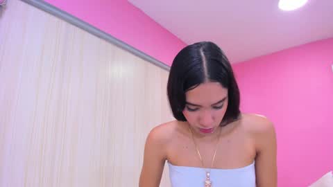 Martina Aldana online show from September 21, 2025, 4:08 pm