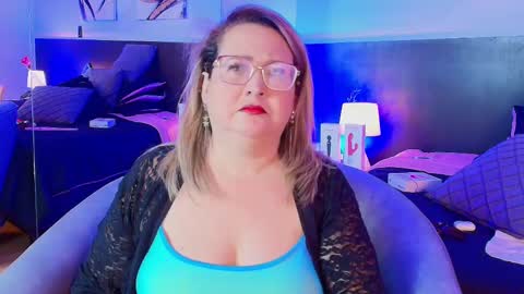 Martina Caicedo online show from March 9, 2025, 12:42 pm