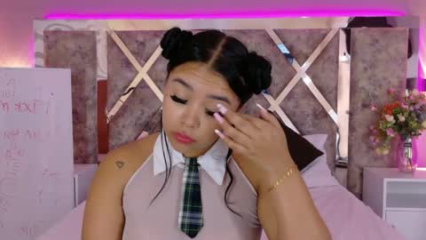 Martina Garcia online show from May 19, 2026, 1:56 am