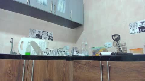 Snapshot of martinarossi chatting on February 12, 2025, 10:26 pm ... ... online show from February 12, 2025, 10:26 pm