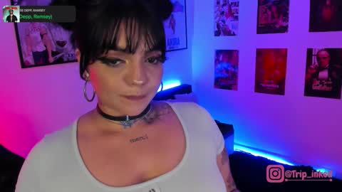 Val online show from September 15, 2025, 10:32 pm