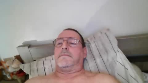 Snapshot of martinb62 chatting on October 7, 2025, 9:34 pm Hotguy61 online show from October 7, 2025, 9:34 pm