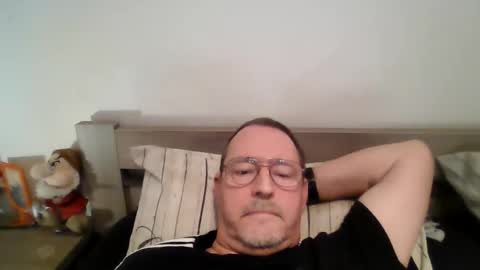 Snapshot of martinb62 chatting on October 14, 2025, 8:53 pm Hotguy61 online show from October 14, 2025, 8:53 pm