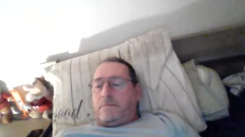 Snapshot of martinb62 chatting on October 19, 2025, 9:37 pm Hotguy61 online show from October 19, 2025, 9:37 pm