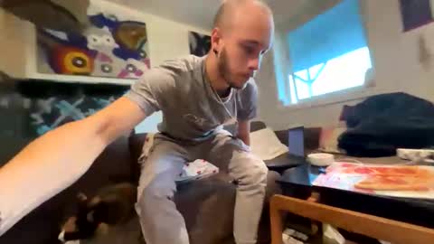 martinbigdtruls online show from September 8, 2025, 4:39 pm