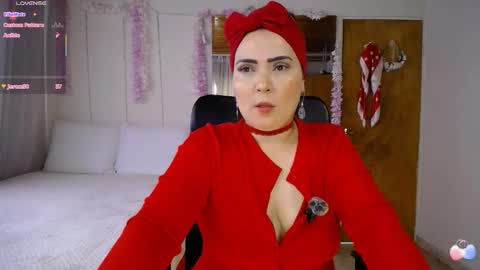 Snapshot of martiniella chatting on October 7, 2025, 8:06 pm Antonella Martini online show from October 7, 2025, 8:06 pm
