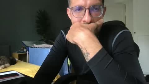 martinmagic467657 online show from May 30, 2026, 1:41 pm