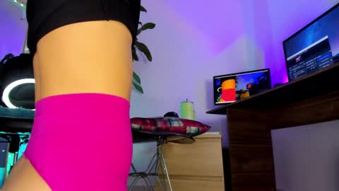 Wendy Independent model  online show from February 26, 2025, 4:58 am