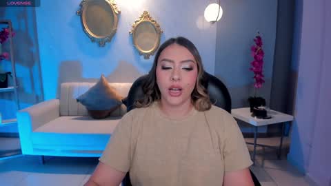 Snapshot of martinnabonnet chatting on January 23, 2025, 1:13 pm Martinna Bonnet online show from January 23, 2025, 1:13 pm