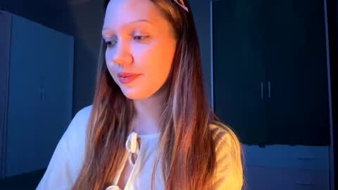 Emily online show from October 6, 2025, 8:06 pm