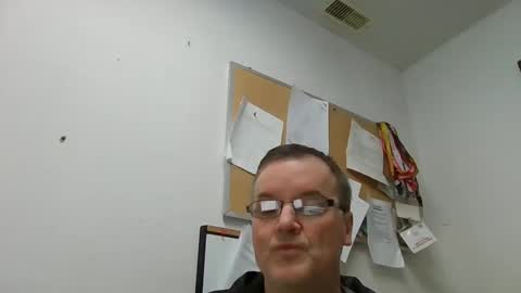 Snapshot of marty1688 chatting on December 3, 2024, 12:27 pm marty1688 online show from December 3, 2024, 12:27 pm