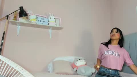 Snapshot of mary_cute9 chatting on September 30, 2025, 12:32 pm mary_cute9 online show from September 30, 2025, 12:32 pm