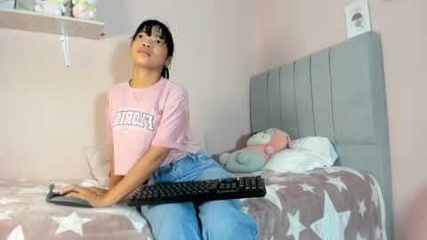 mary_cute9 online show from December 1, 2025, 11:26 am