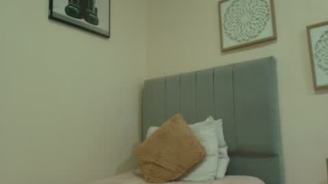 mary_cute9 online show from August 1, 2026, 2:55 am