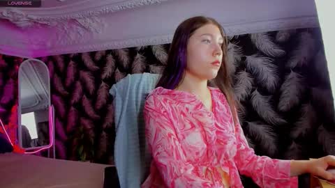 Im Mary online show from September 11, 2025, 9:26 pm