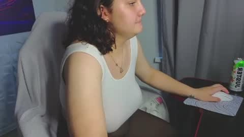 Snapshot of mary_f0x chatting on June 27, 2026, 8:30 am Mary fox online show from June 27, 2026, 8:30 am