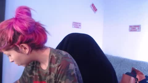                      100   online show from November 12, 2025, 9:36 pm