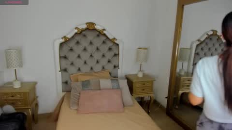 Snapshot of mary_joseph chatting on November 4, 2025, 7:35 pm mary joseph online show from November 4, 2025, 7:35 pm