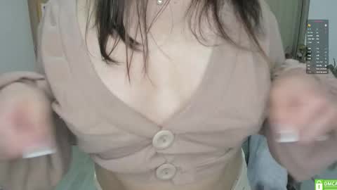 Girl of your dreams  online show from November 29, 2025, 2:14 am