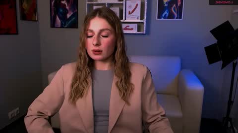 Snapshot of mary_meow_hot chatting on December 22, 2025, 8:17 pm Mary online show from December 22, 2025, 8:17 pm