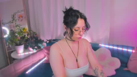 Mary online show from February 4, 2026, 2:17 am