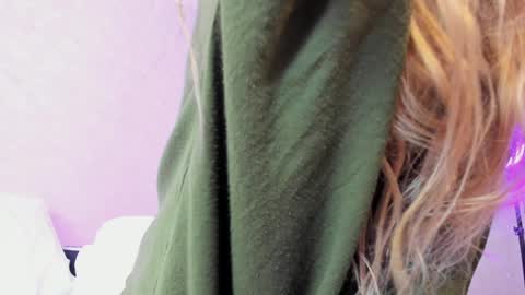HelIo  Everyone Im MaryWelcome  to my room and  lets have  a good  time  together with me   online show from May 7, 2026, 9:14 am