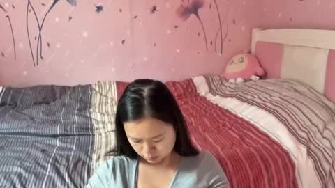 mary_uu online show from February 18, 2025, 7:10 am