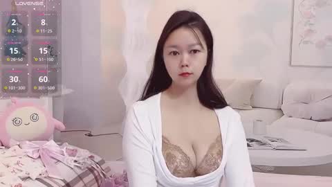 mary_uu online show from March 6, 2025, 12:43 am