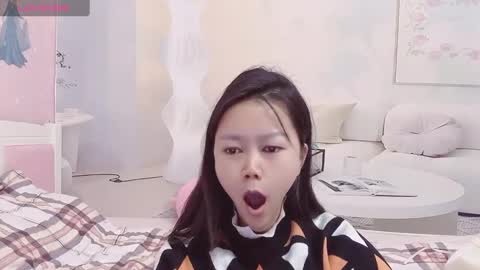 mary_uu online show from March 6, 2025, 8:19 am