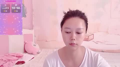 mary_uu online show from October 16, 2025, 6:58 am