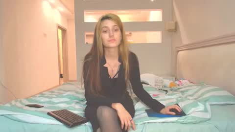 Snapshot of marya442004 chatting on October 14, 2025, 5:14 pm marya442004 online show from October 14, 2025, 5:14 pm