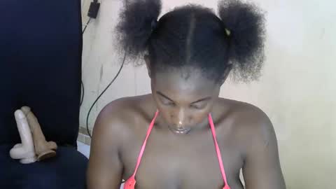 Mary online show from November 5, 2025, 8:36 am