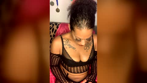 maryjaneubadgirl online show from June 9, 2026, 7:03 pm