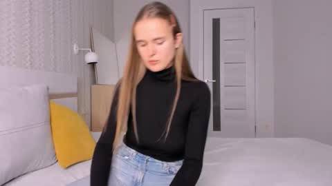 Mari online show from October 27, 2025, 9:46 am