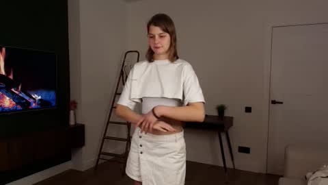 maryleenass online show from September 26, 2025, 2:32 pm