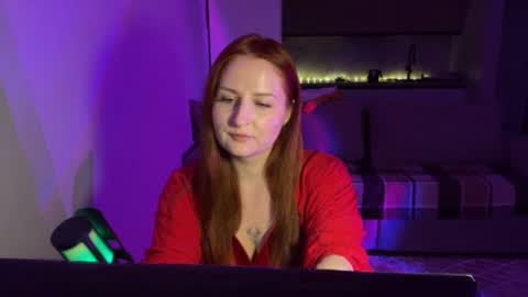 SirenVictoria online show from May 26, 2026, 7:21 pm