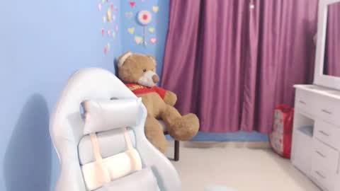 maryline online show from March 8, 2025, 5:17 am