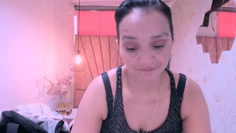 Marylin online show from September 16, 2025, 7:48 pm