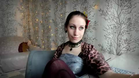 Mary Lou online show from September 13, 2025, 6:35 am