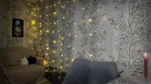 Mary Lou online show from October 31, 2025, 2:07 pm