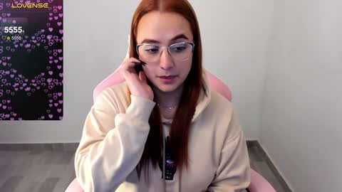 Snapshot of maryluna95 chatting on December 14, 2024, 4:23 am Dulce Maria online show from December 14, 2024, 4:23 am