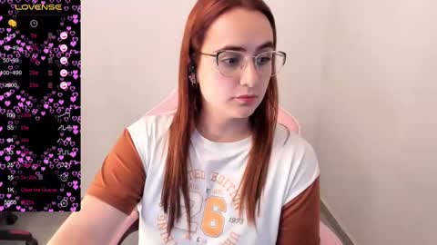 Snapshot of maryluna95 chatting on February 11, 2025, 5:47 am Dulce Maria online show from February 11, 2025, 5:47 am