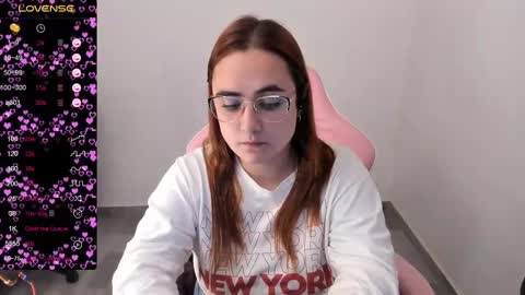 Snapshot of maryluna95 chatting on March 7, 2025, 5:08 am Dulce Maria online show from March 7, 2025, 5:08 am