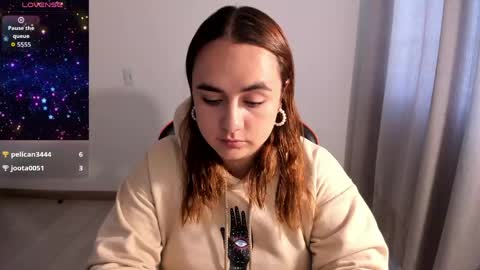 Dulce Maria online show from March 19, 2026, 7:07 pm