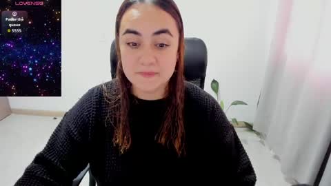Snapshot of maryluna95 chatting on May 29, 2026, 5:44 pm Dulce Maria online show from May 29, 2026, 5:44 pm